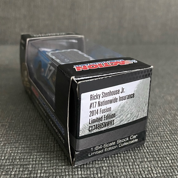 NASCAR Ricky Stenhouse Jr. - Picture 3 of 4